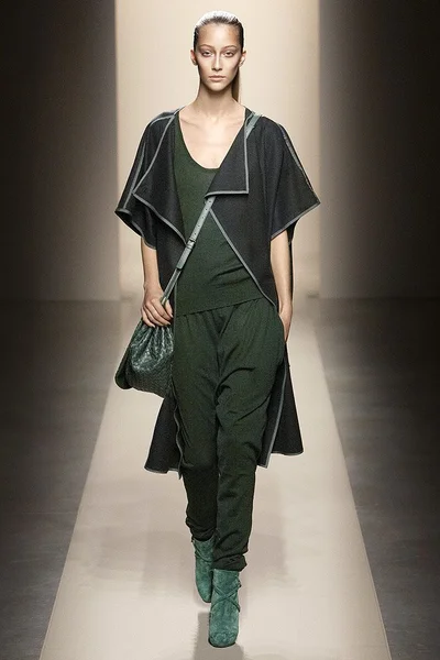 Look 4